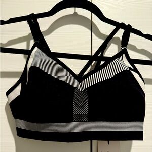 Nike Sports Bra• Womens size medium
